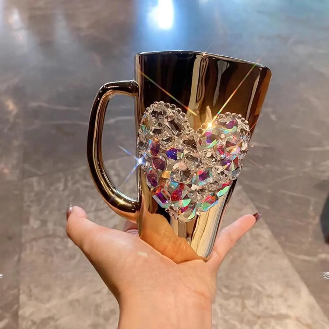 Coffee Tea Japan - Funkelnde Herz-Diamant-verzierte Glas-Kaffeetasse Luxuriöse Gehärtete Glas-Milchtee-Getränkebecher